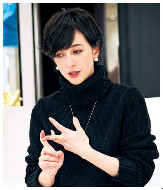 娱乐圈吃瓜名字大全男,揭秘明星们的“另类昵称”