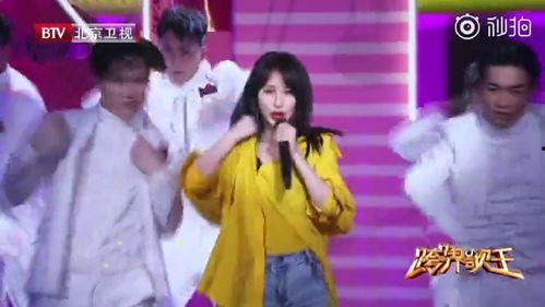 朱百万夫妇娱乐吃瓜,揭秘娱乐圈背后的甜蜜与苦涩