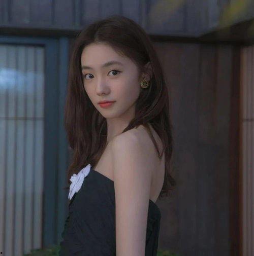 娱乐吃瓜酱刘浩存,娱乐吃瓜酱的甜蜜诱惑