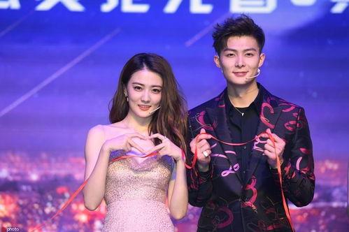 娱乐明星吃瓜专栏,明星们的“吃瓜”日常