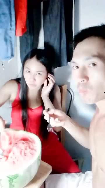 情人节娱乐吃瓜视频,明星情侣甜蜜瞬间大揭秘